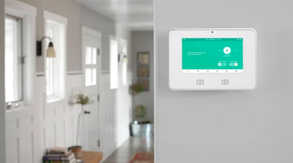 7-smart-security-systems-luxury-homes